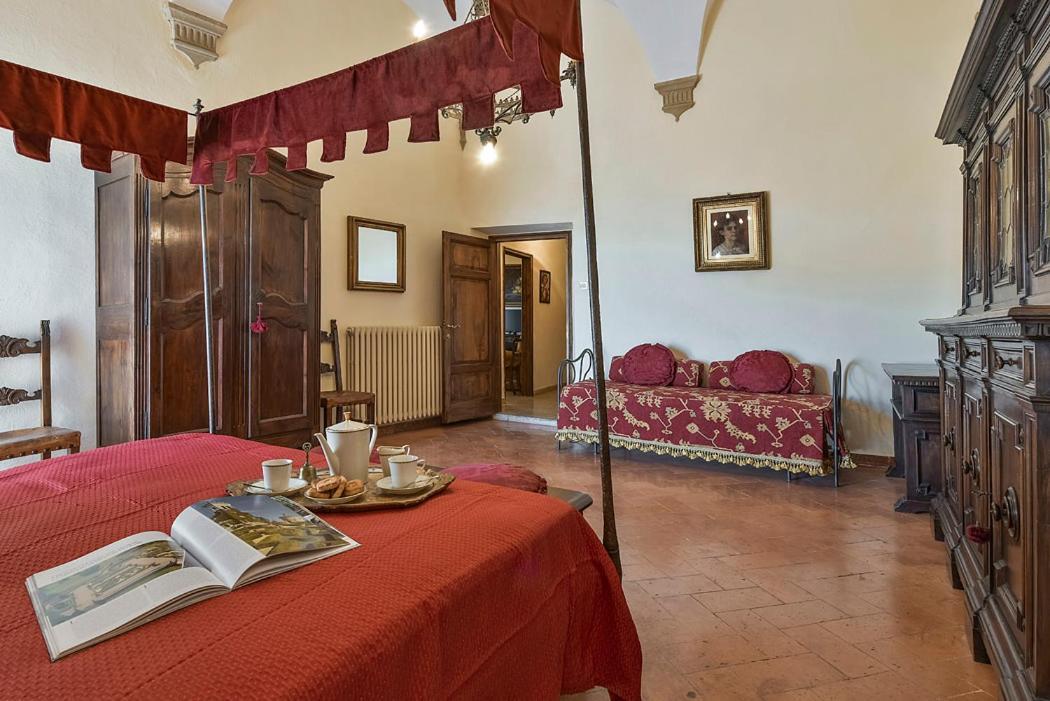 Medieval Palazzo Becci San Gimignano Esterno foto